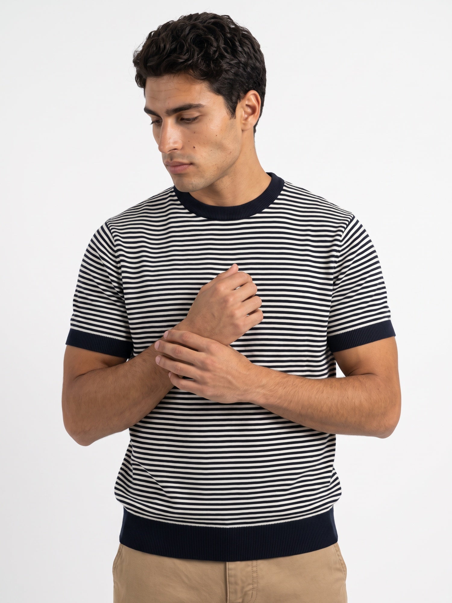 Navy & White Men Regular Fit Striped Flat Knit T-shirt